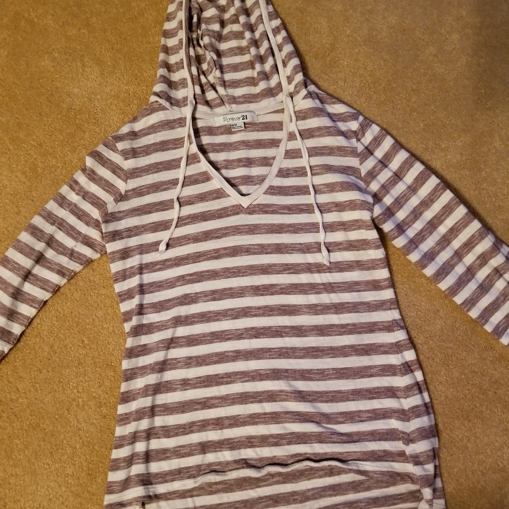 Forever21 mid sleeve hooded top